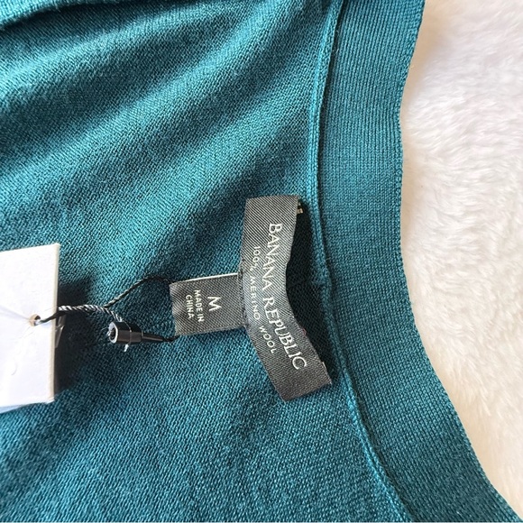 Banana Republic Women's Medium Fine Merino Wool V-Neck Cardigan Dark Teal Color - Picture 15 of 15